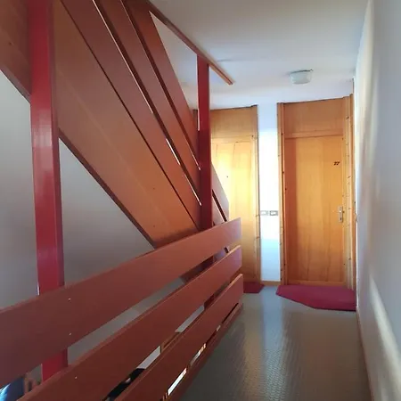 Little House * Μπόρμιο